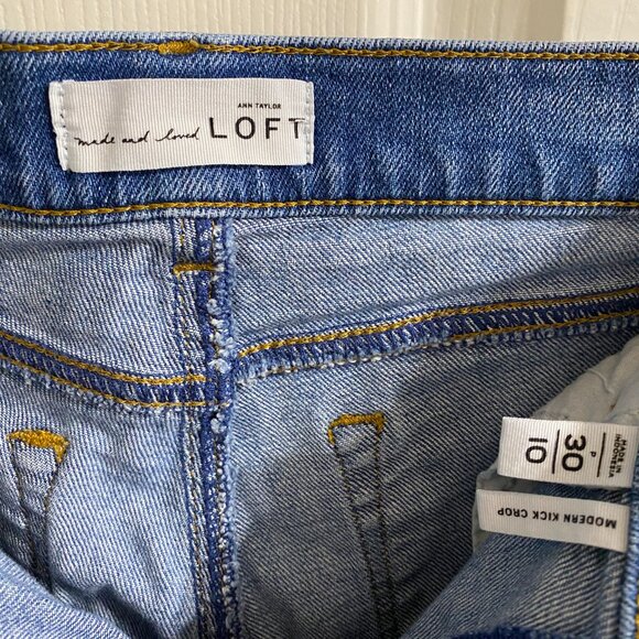 LOFT Crop Jean - Picture 3 of 4